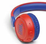 JBL Ήχος με ασφάλεια Σύνδεση Bluetooth Ενσωματωμένο μικρόφωνο 30 ώρες μουσικής αυτονομίας Εύκολος έλεγχος Άνετη εφαρμογή Εντελώς φορητά Make it yours – Σετ με αυτοκόλλητα